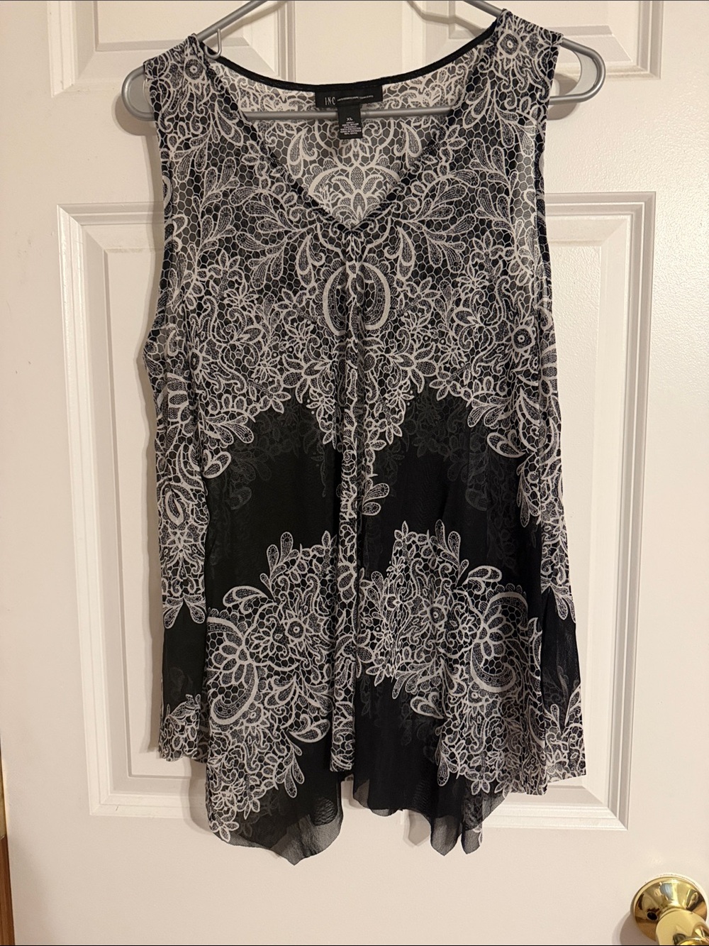 INC International Concepts Black and White Lace-Print Sleeveless Tank